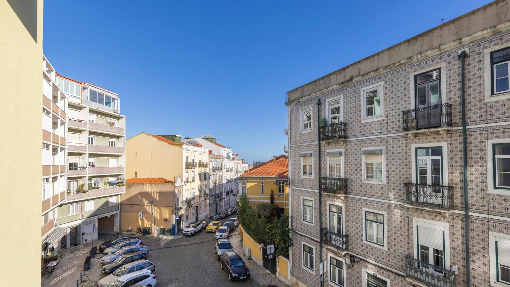 Stylish Apartment With Parking By Lovelystay Lisbona Esterno foto