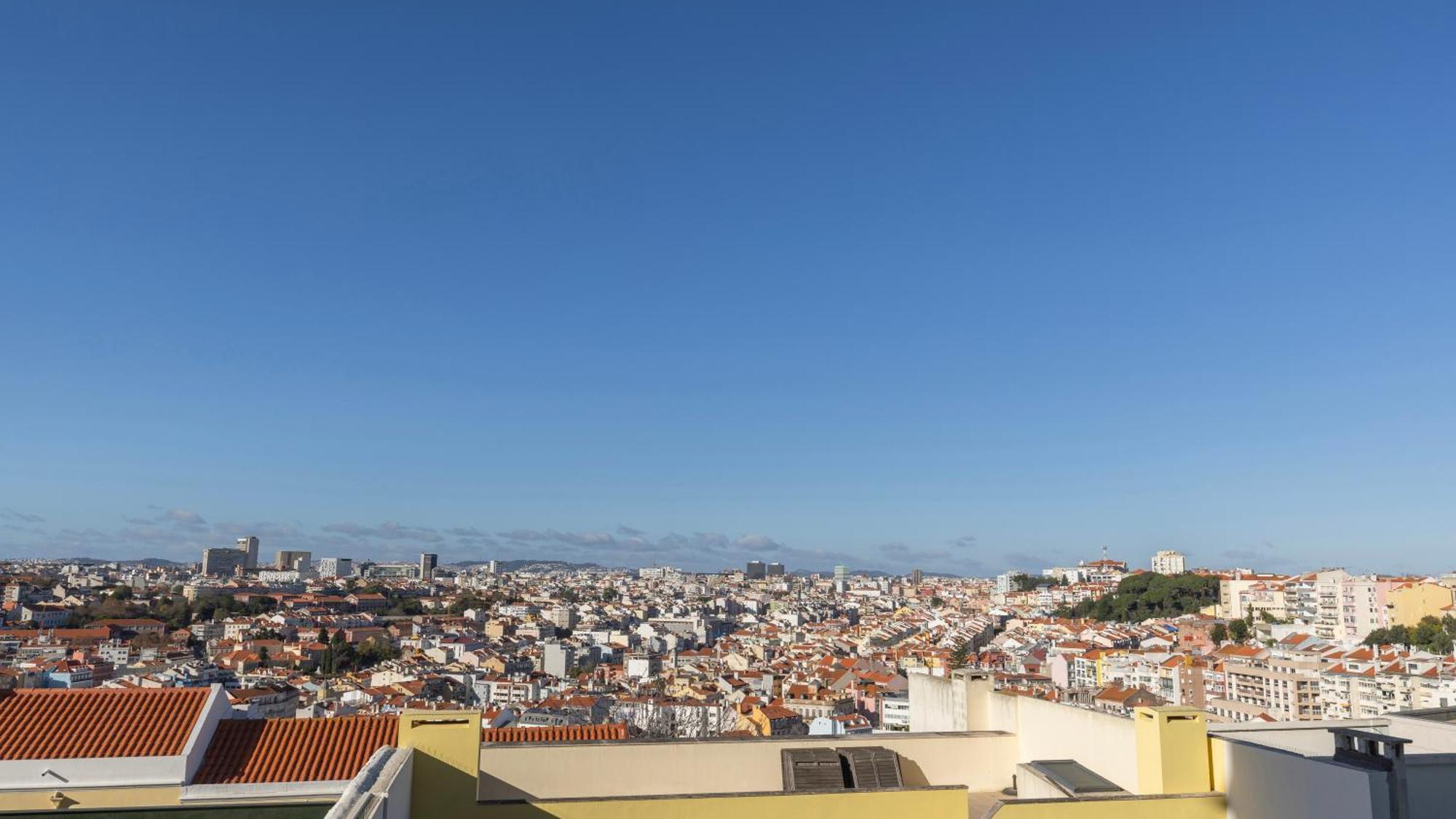 Stylish Apartment With Parking By Lovelystay Lisbona Esterno foto