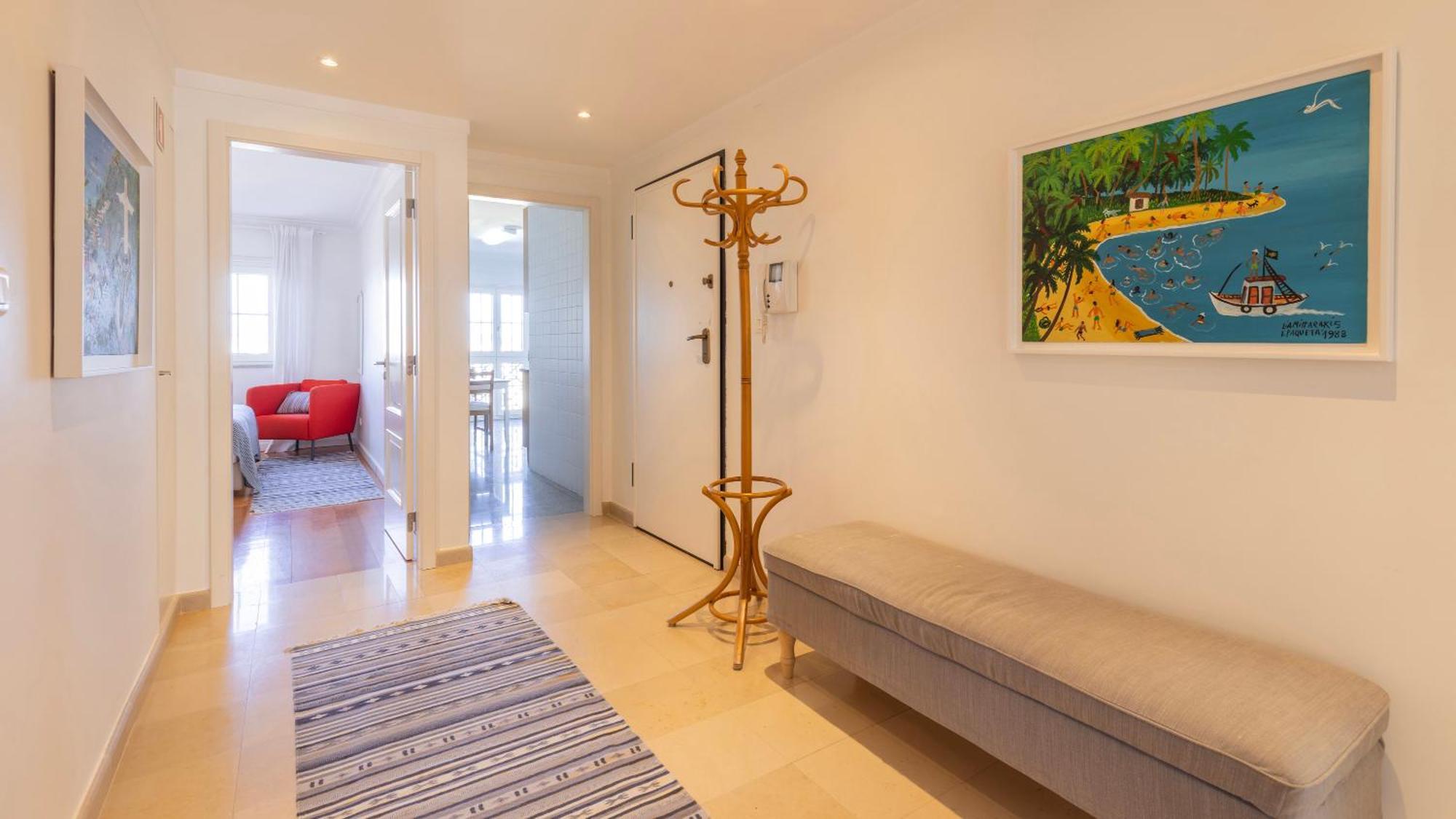 Stylish Apartment With Parking By Lovelystay Lisbona Esterno foto