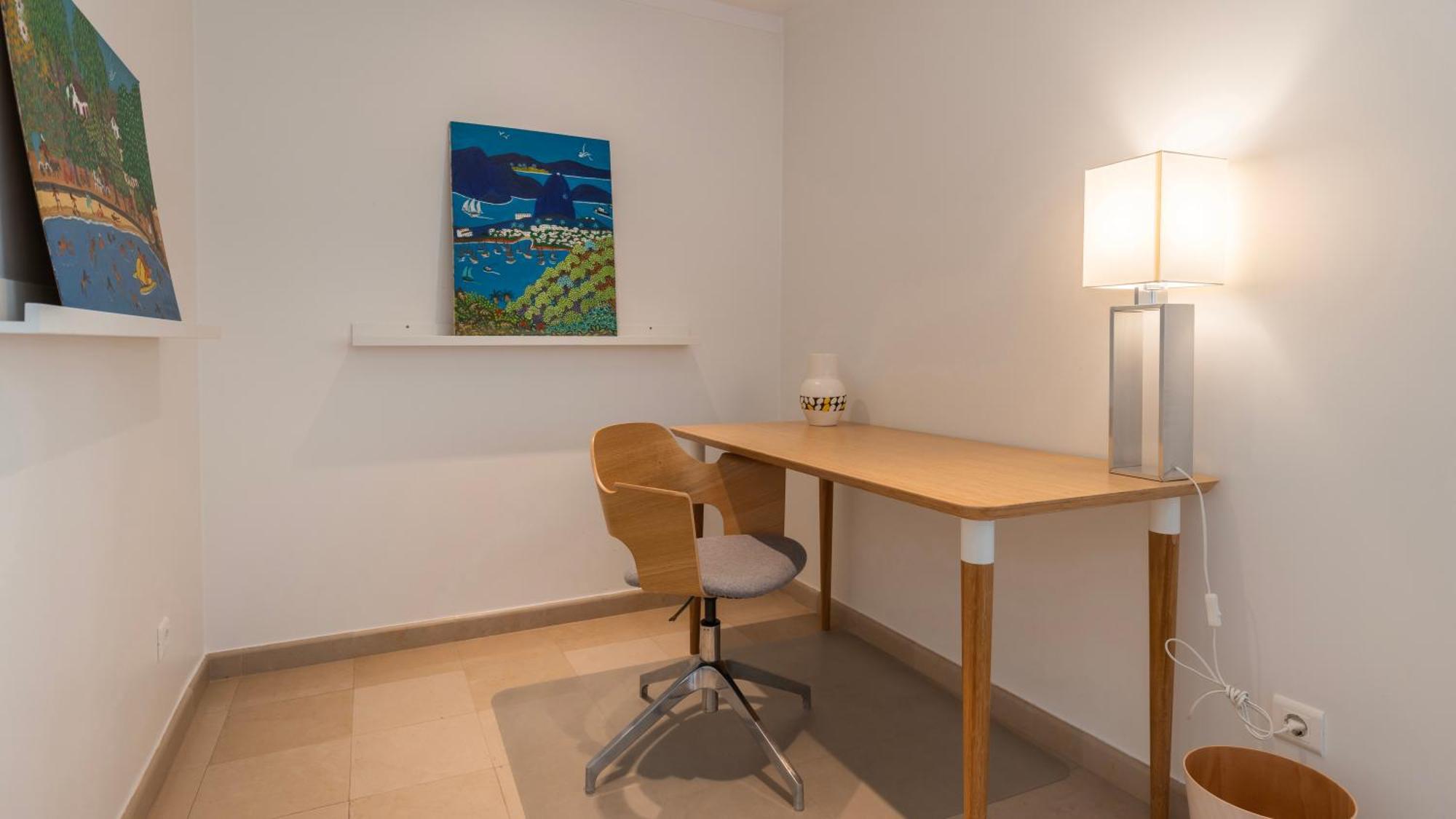 Stylish Apartment With Parking By Lovelystay Lisbona Esterno foto