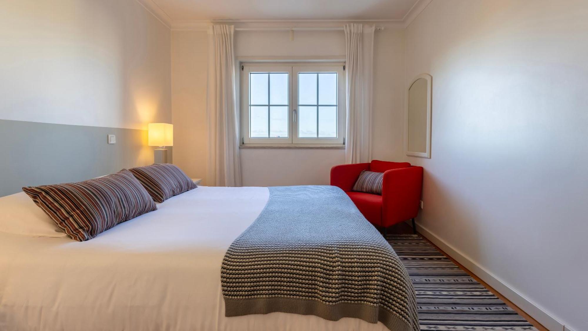 Stylish Apartment With Parking By Lovelystay Lisbona Esterno foto