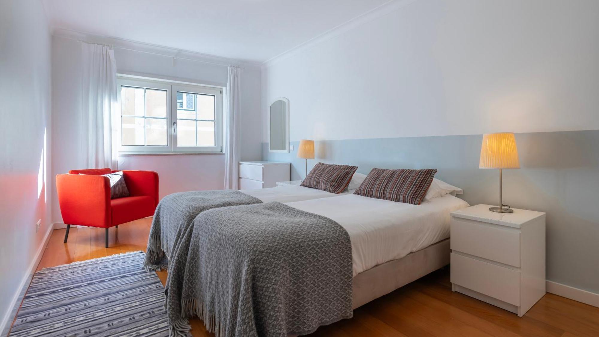 Stylish Apartment With Parking By Lovelystay Lisbona Esterno foto