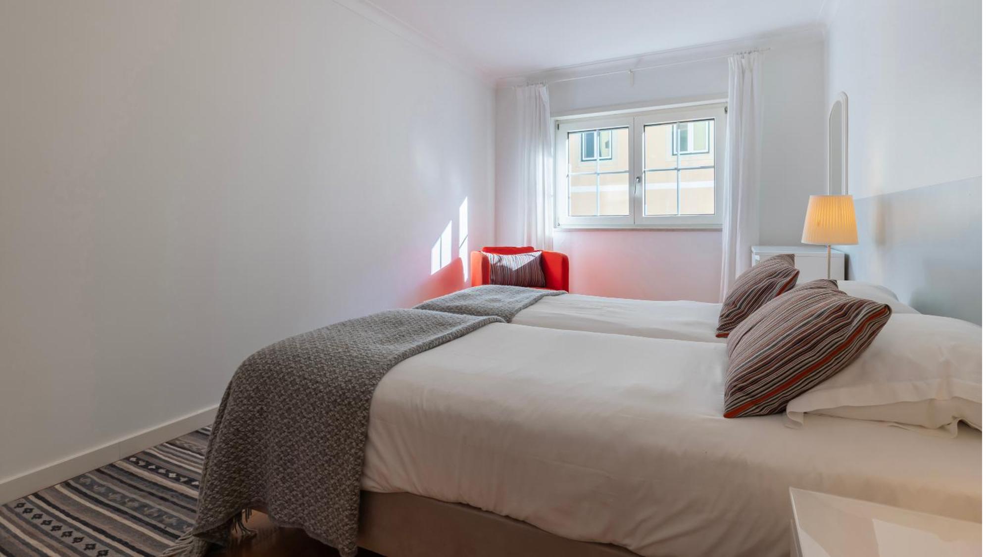 Stylish Apartment With Parking By Lovelystay Lisbona Esterno foto